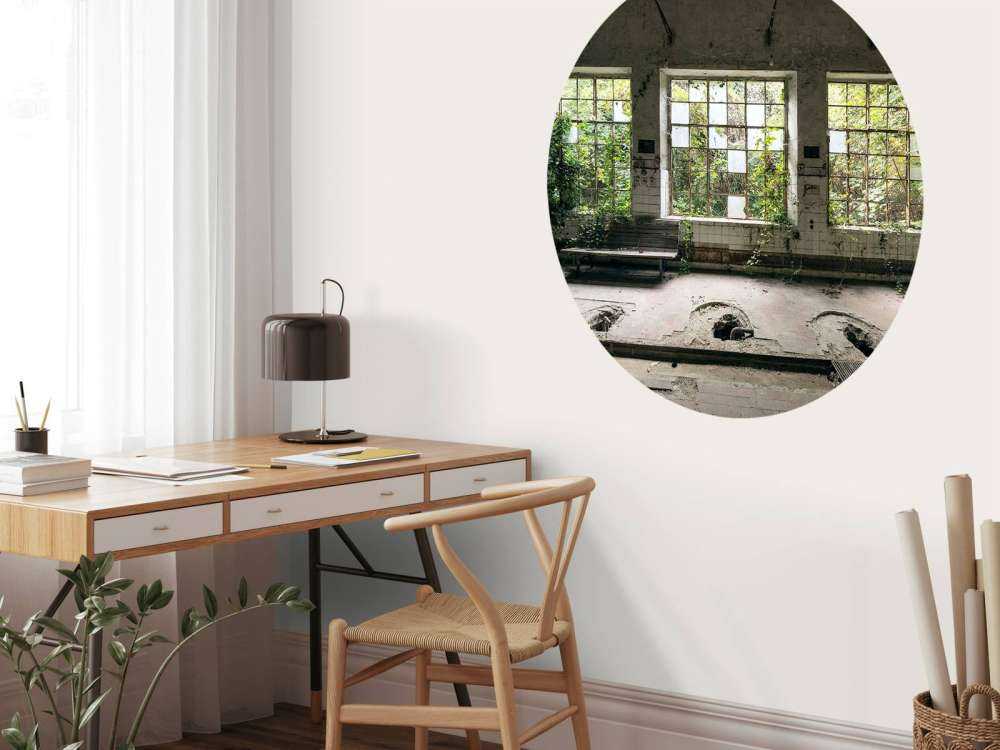 Verlaten Badhuis in de Natuur