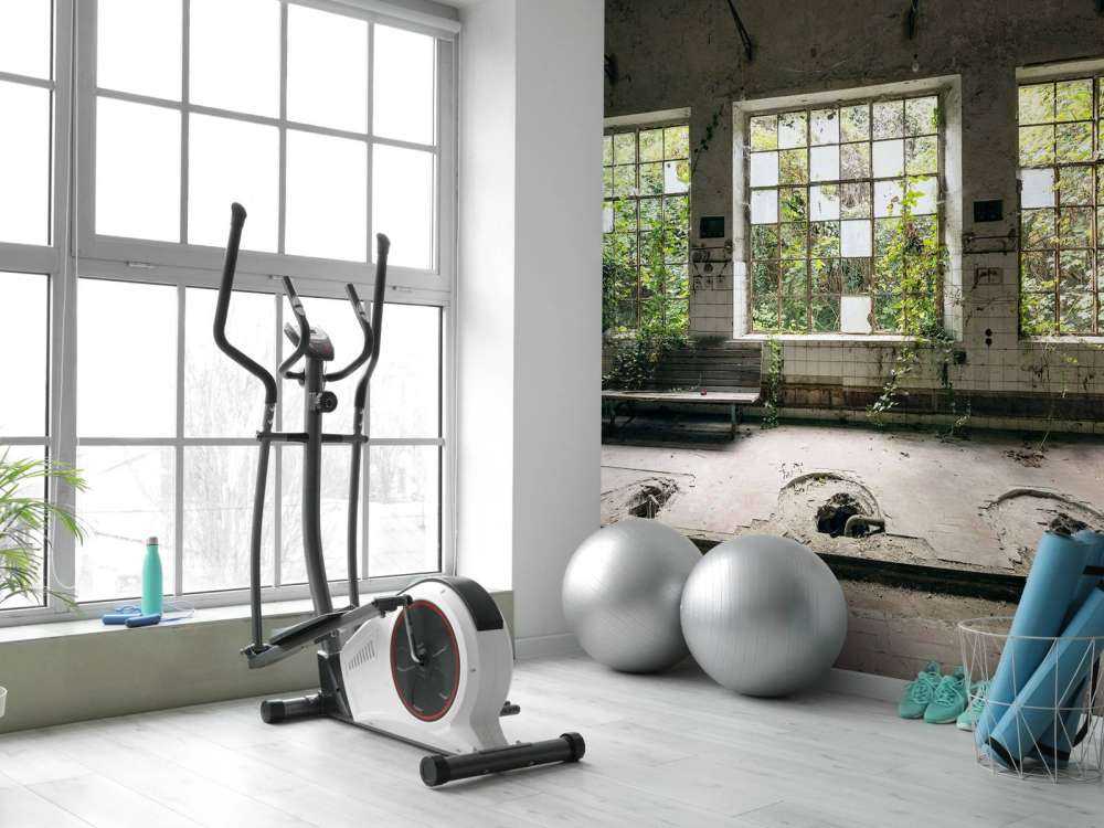 Verlaten Badhuis in de Natuur