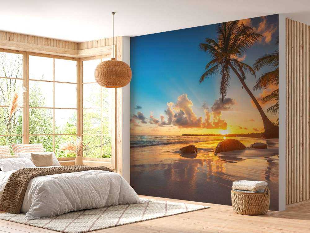 Palmbomen met zonsondergang