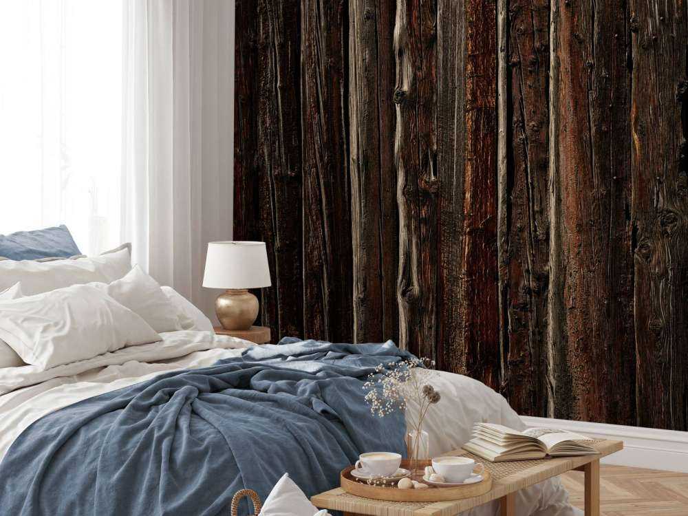 Ruw hout met spijkers