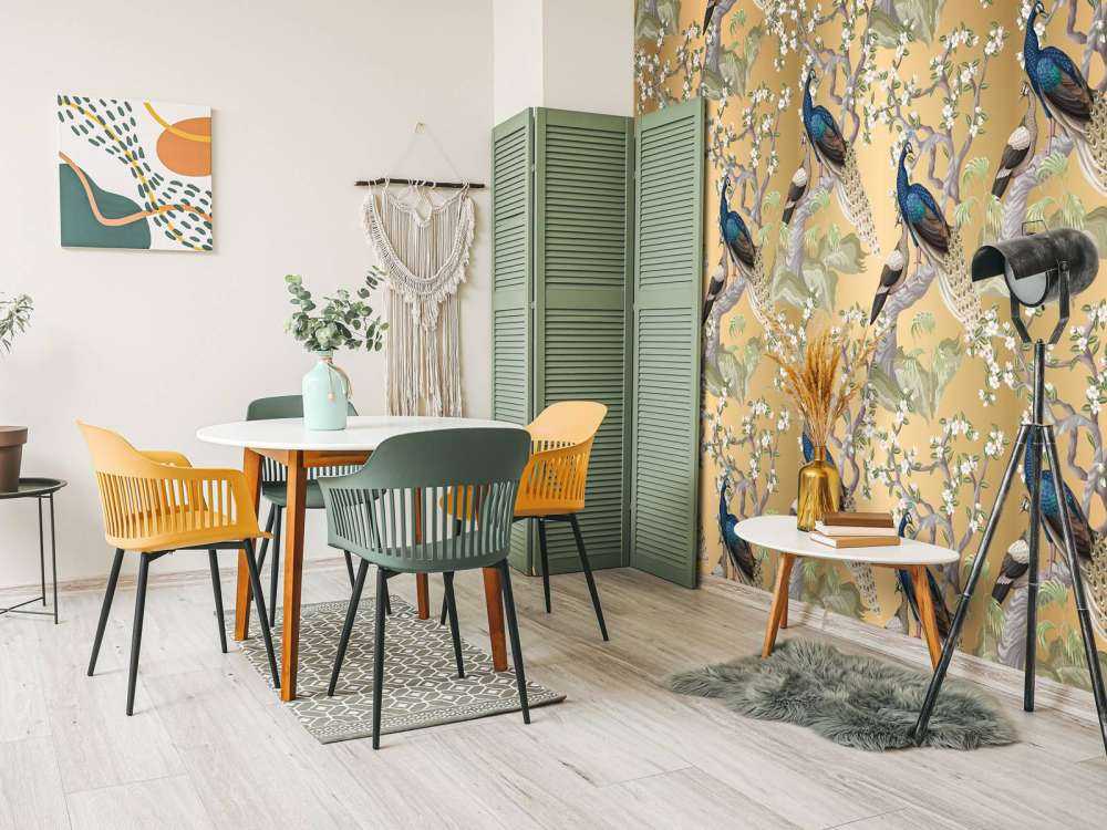 Pauwengefluister in Oase