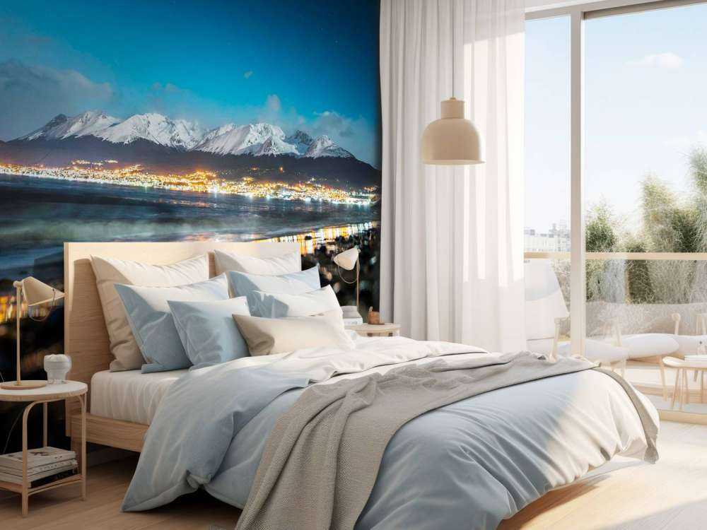 Nachtlicht aan besneeuwde kust