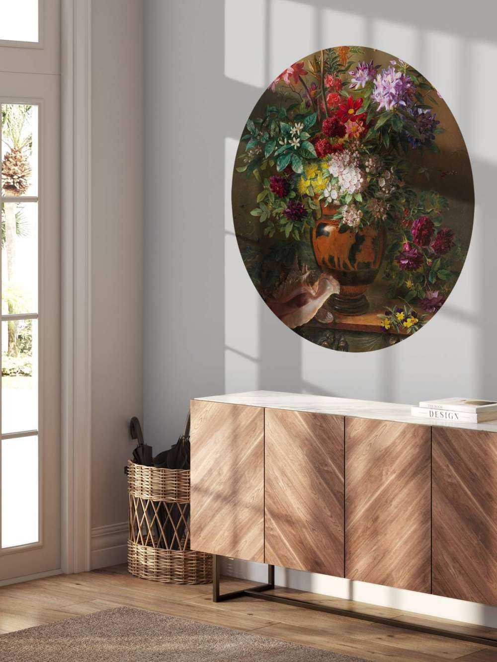  Stilleven met bloemen in een Griekse vaas