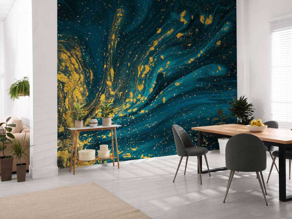 Donkerblauwe verf met goud