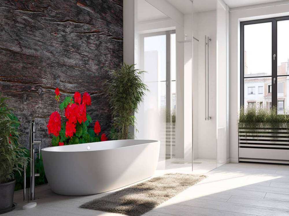 Verweerd hout met bloemen