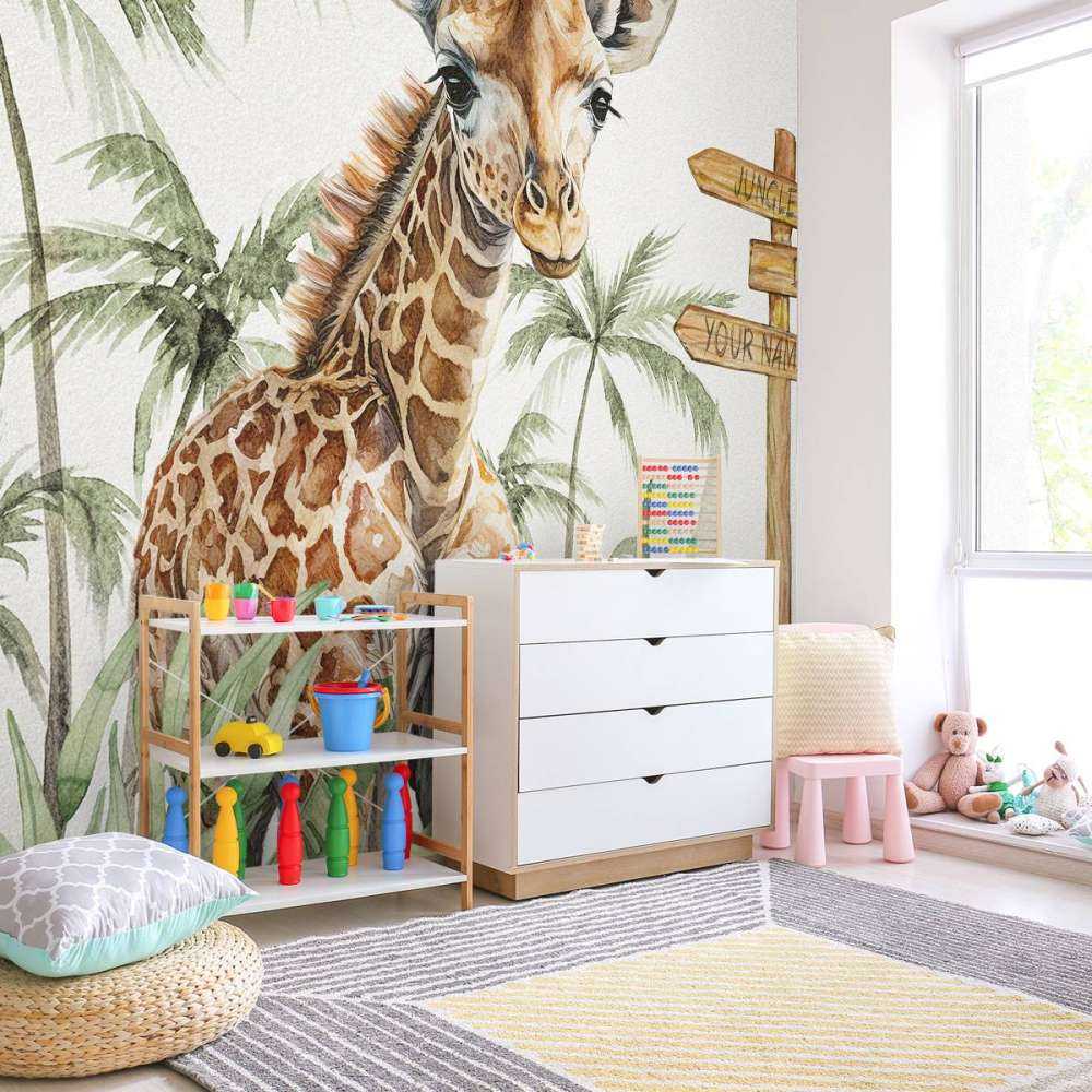 Baby giraffe in de jungle