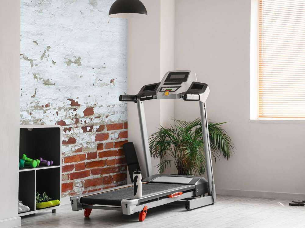 Bakstenen muur met beton