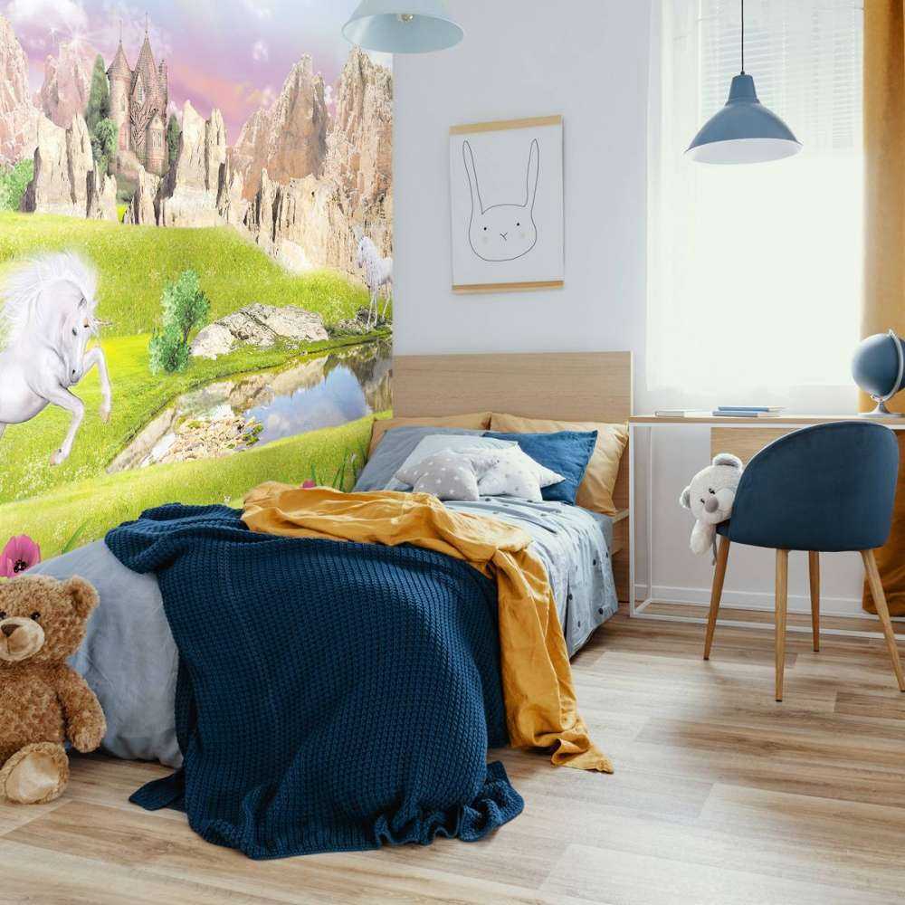 Eenhoorns in een droomlandschap