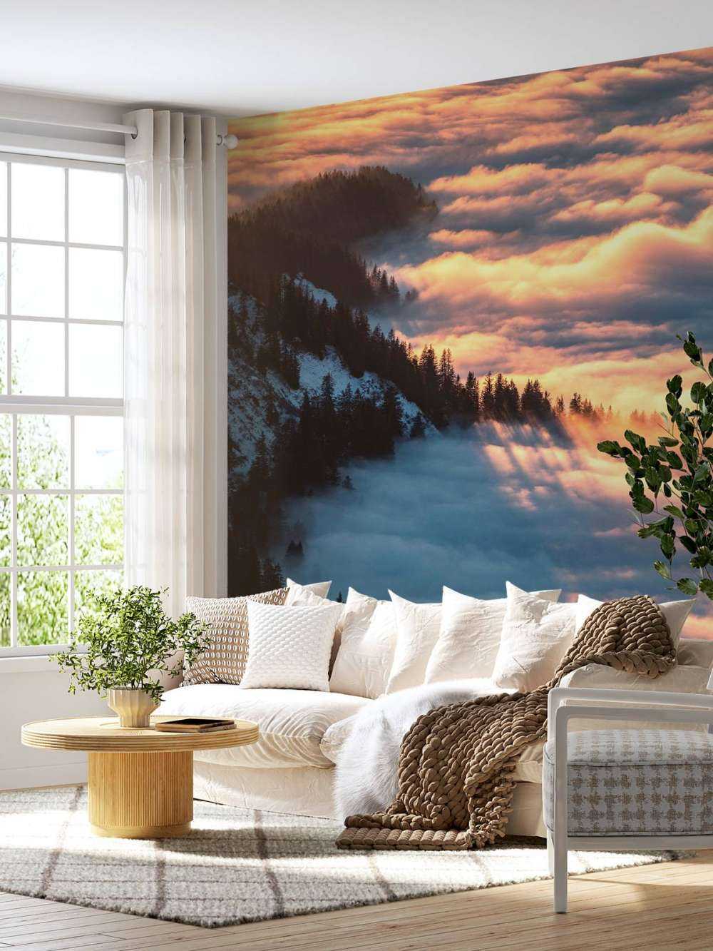 Ochtendgloed over nevelig bergbos