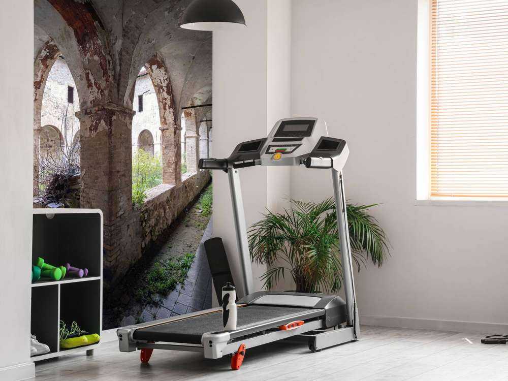 Verlaten Kloostergang in Verval