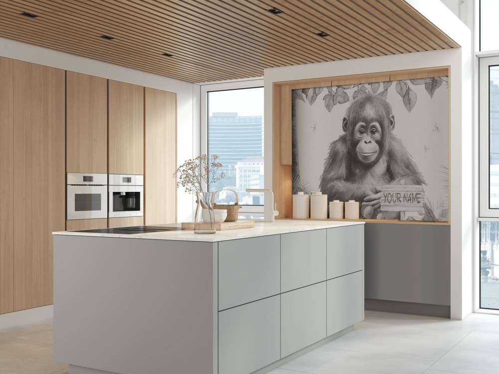 Jonge orang-oetan in de jungle beige