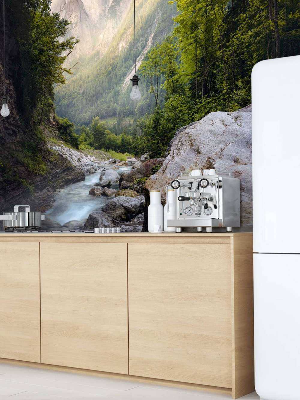 Bergstroom in de Wildernis