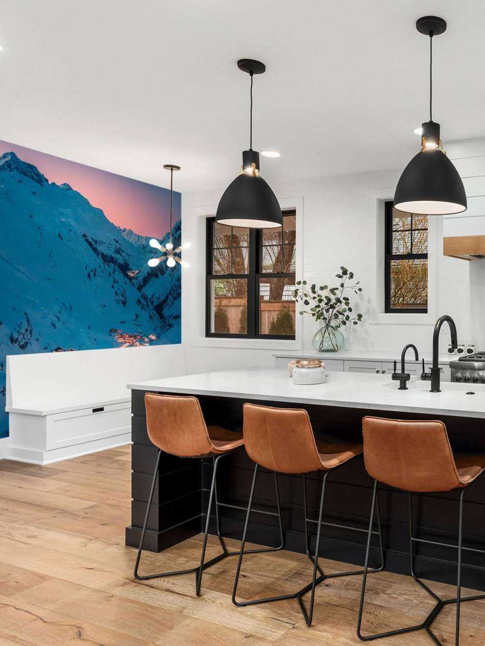 Avondlicht in alpendorp