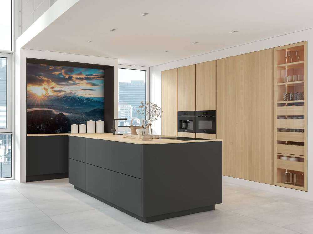 Zonsondergang boven alpenvallei