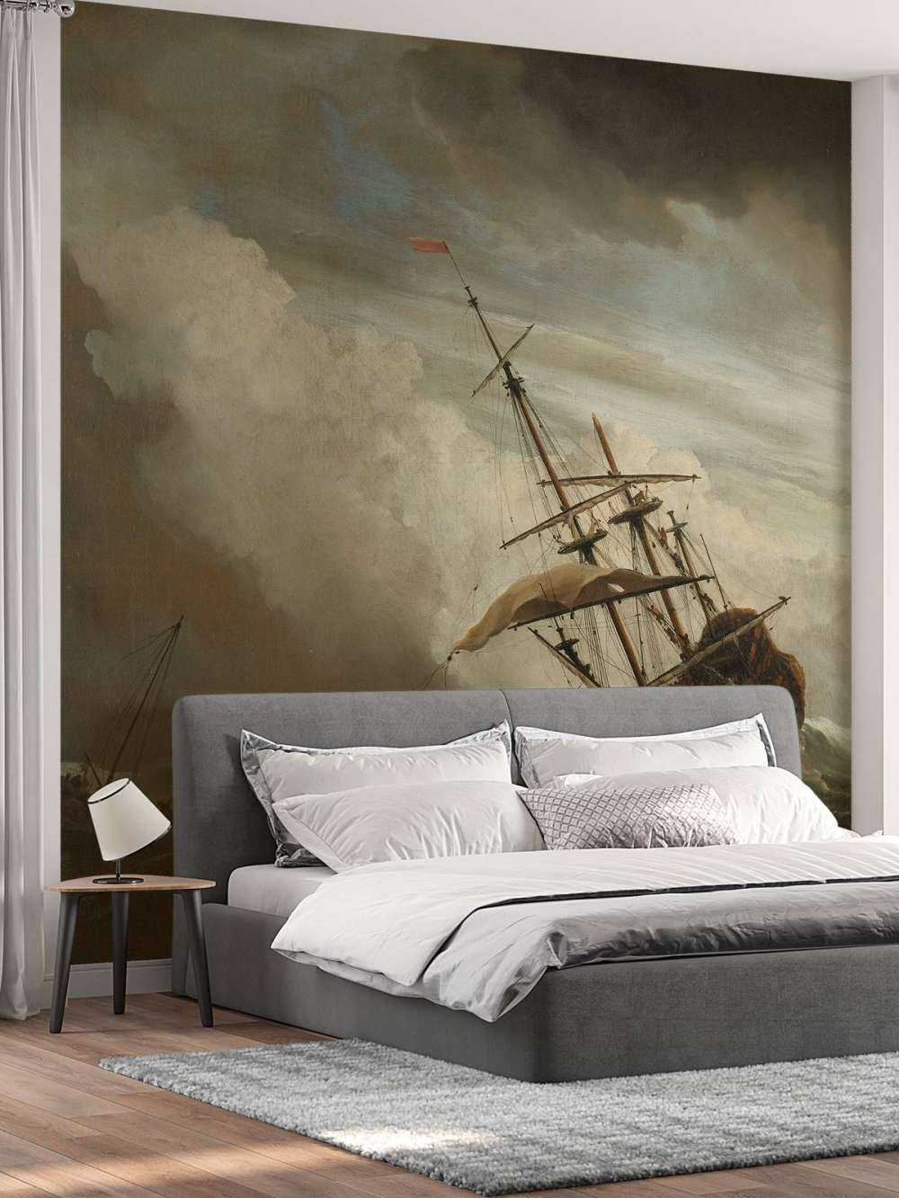 Een schip in volle zee bij vliegende storm