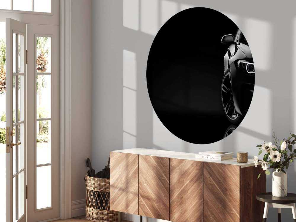 Sportauto met een zwarte achtergrond