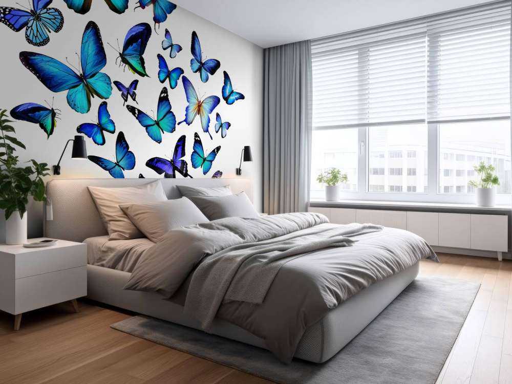 Blauw-paarse vlinders met een witte achtergrond