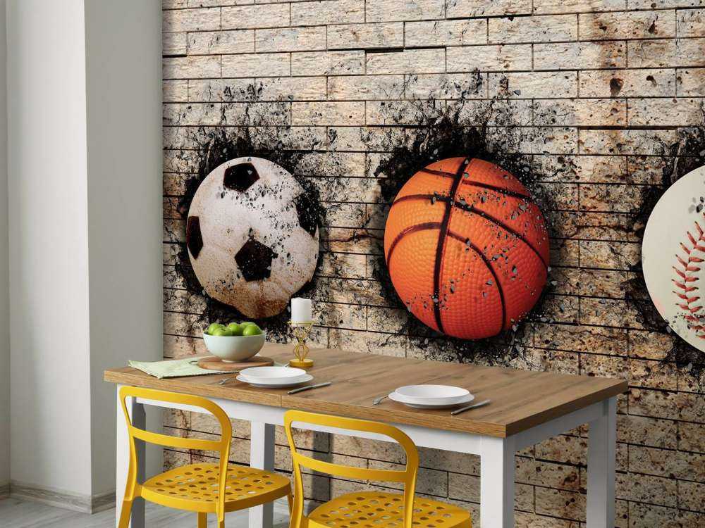 Sportballen in een muur