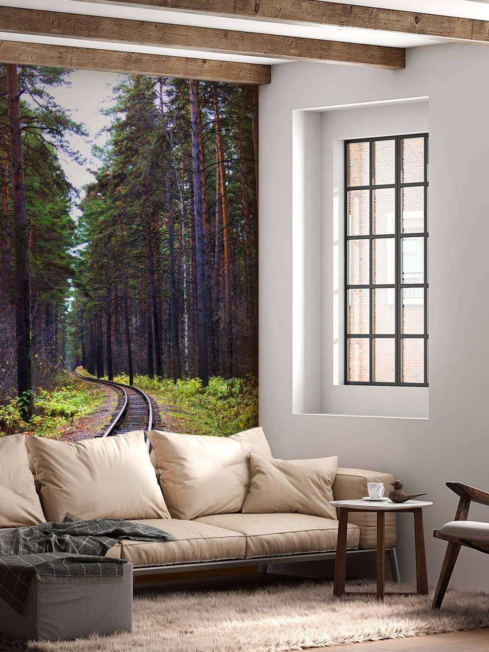 Spoorlijn door een bos