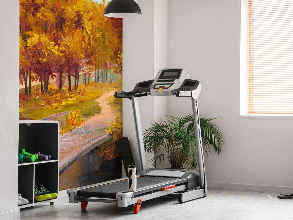 Schilderij van een brug in het bos