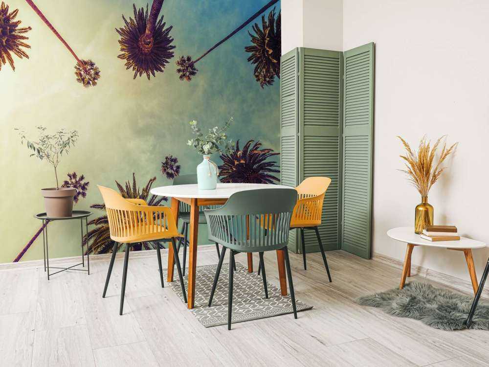 Onderaanzicht van palmbomen