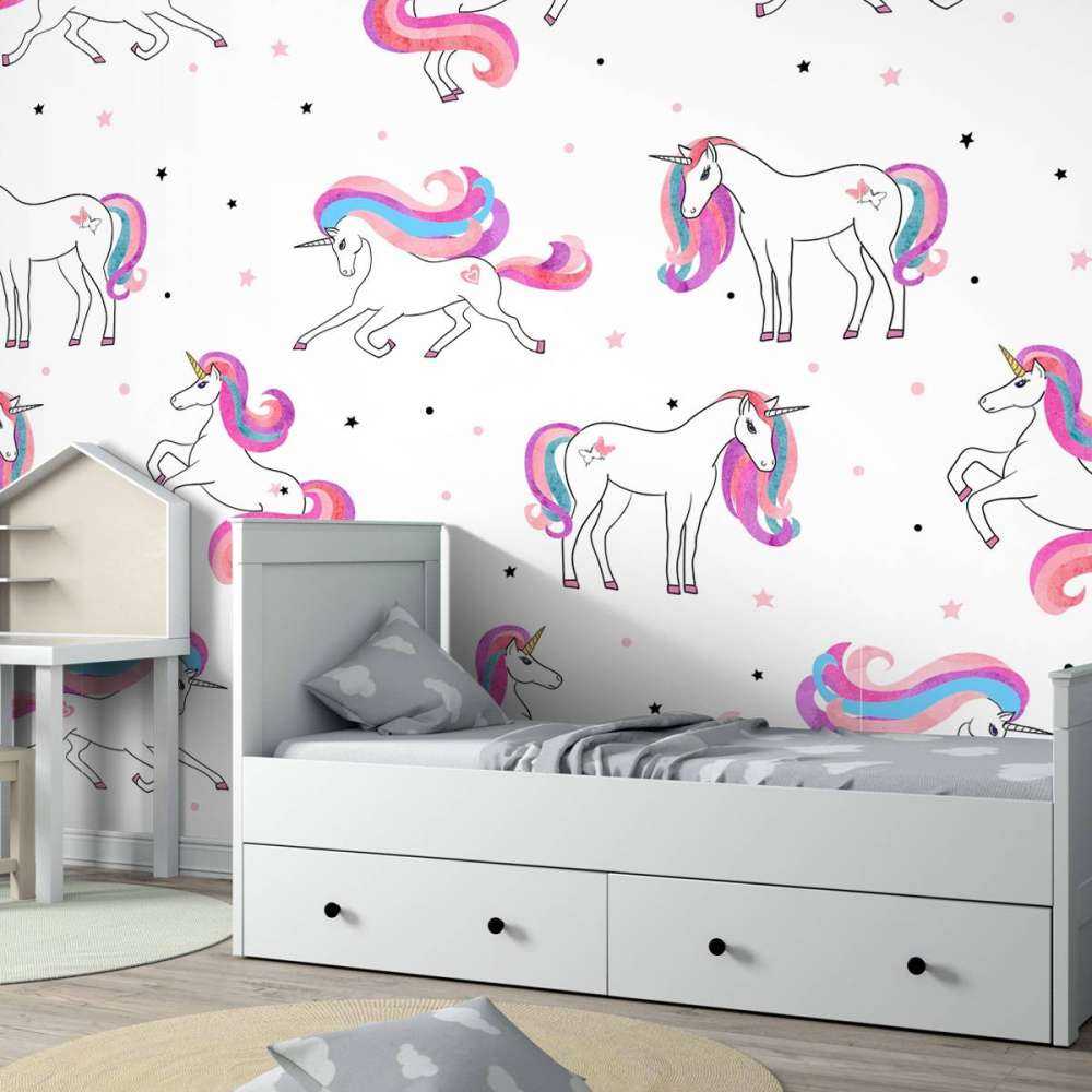 Eenhoorns met roze manen