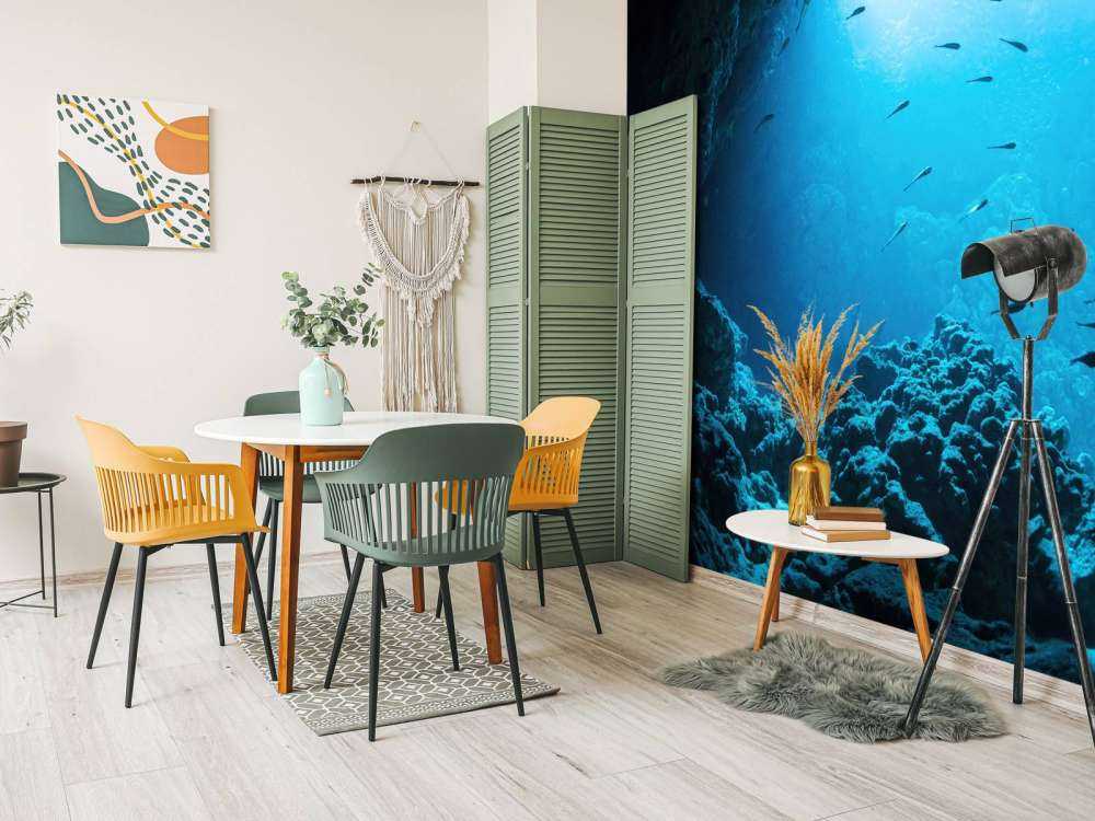 Onderwater grot met vissen