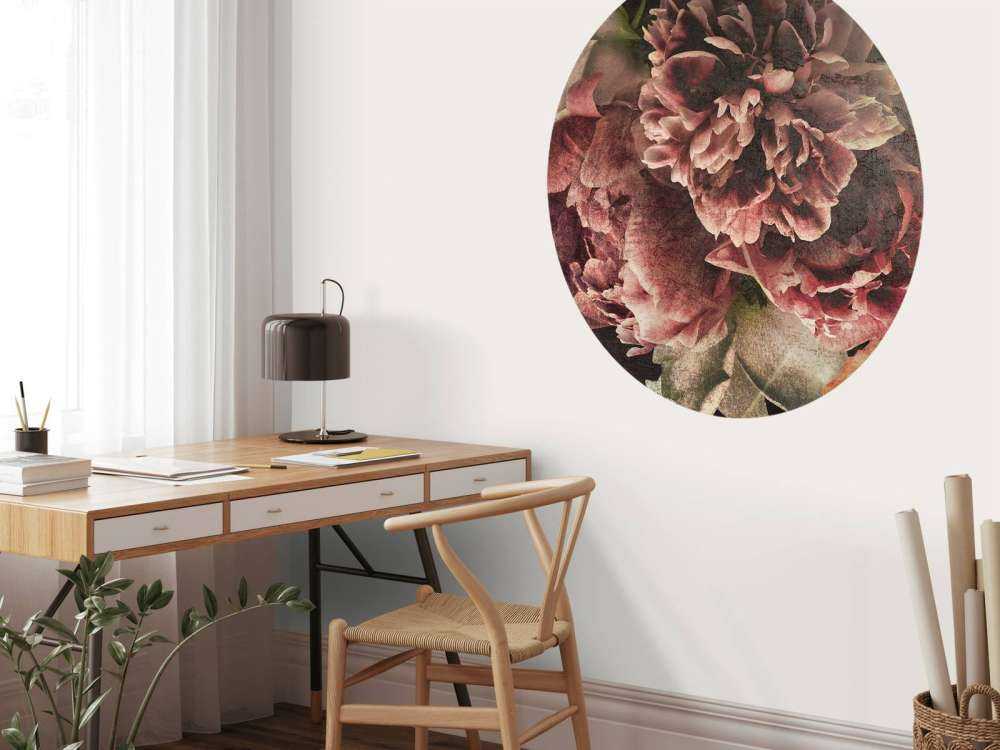 Donker romantische pioenroosweelde