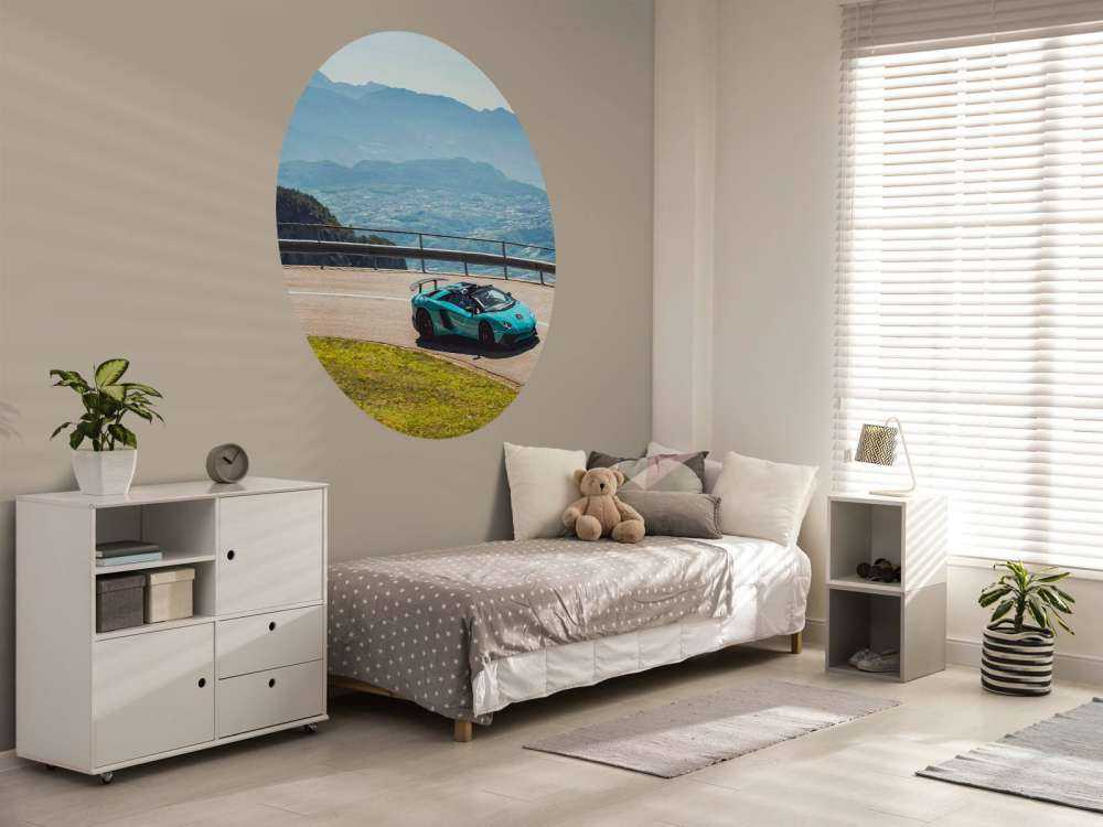 Alpenrit met luxe sportwagen