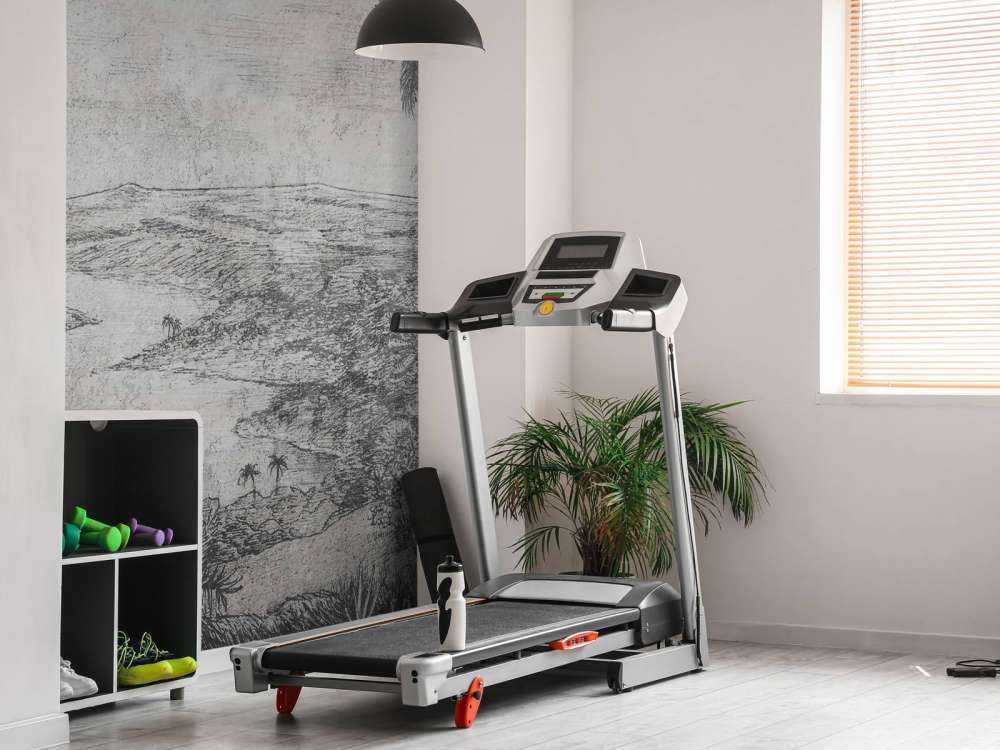 Palmenlandschap in grijze gravurestijl