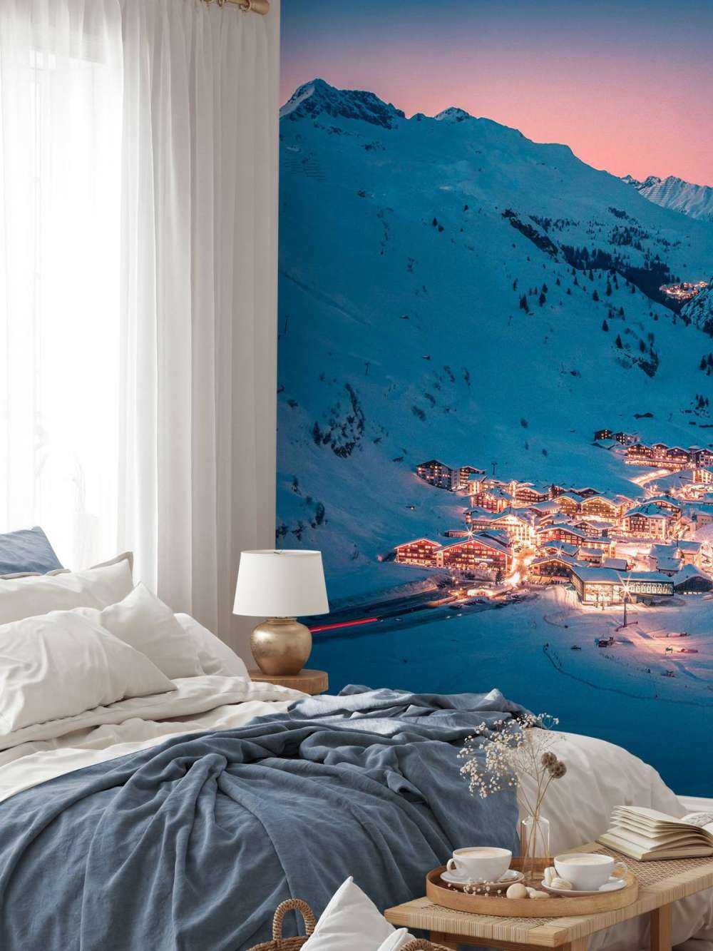 Avondlicht in alpendorp