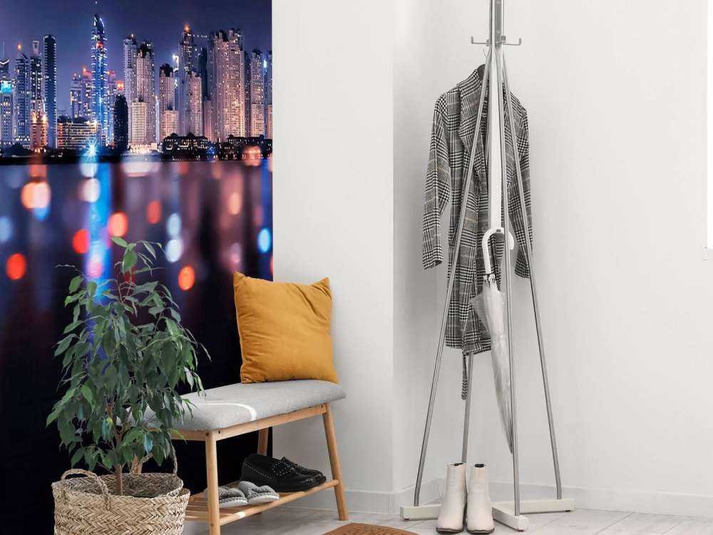 Nachtelijke skyline aan het water