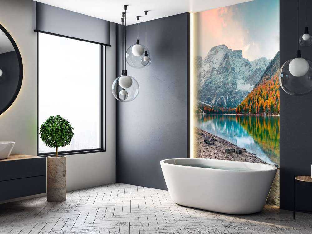 Kleurrijke bomen in een Italiaans berglandschap