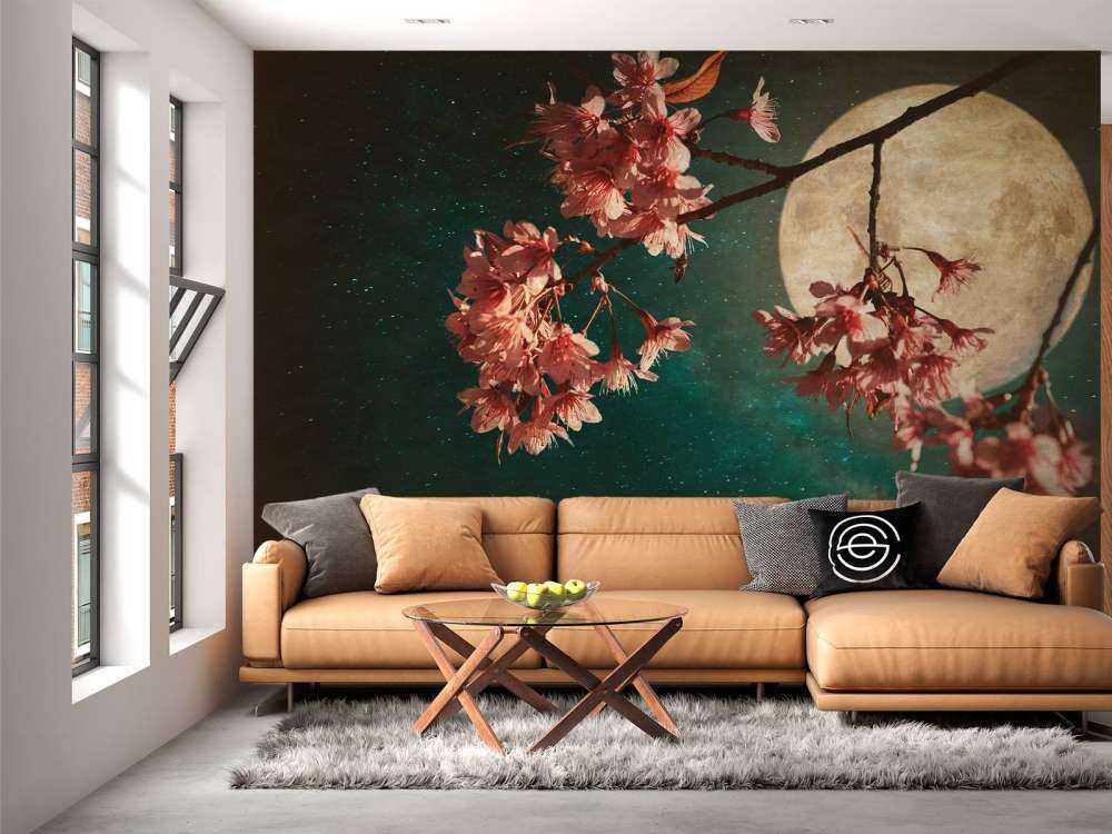 Kersenbloesem met de maan op de achtergrond