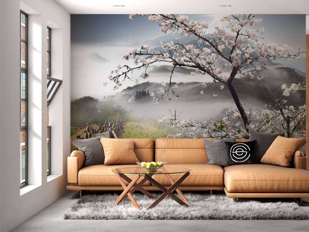 Berg met brug naar Bloesem