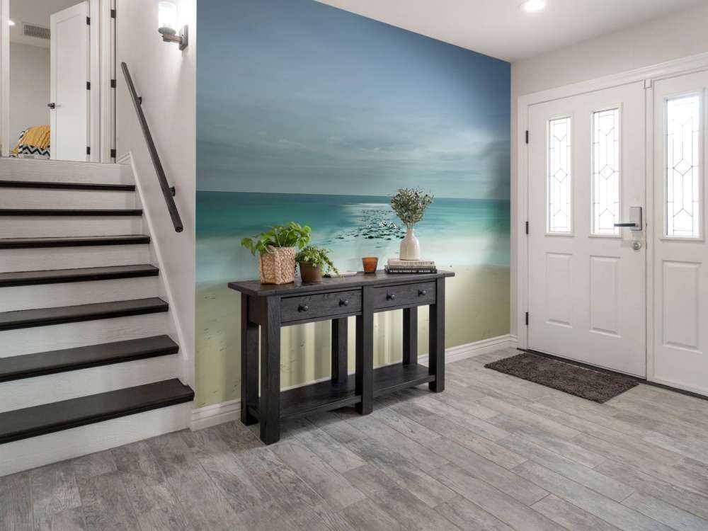 Rustige zee met meeuwen