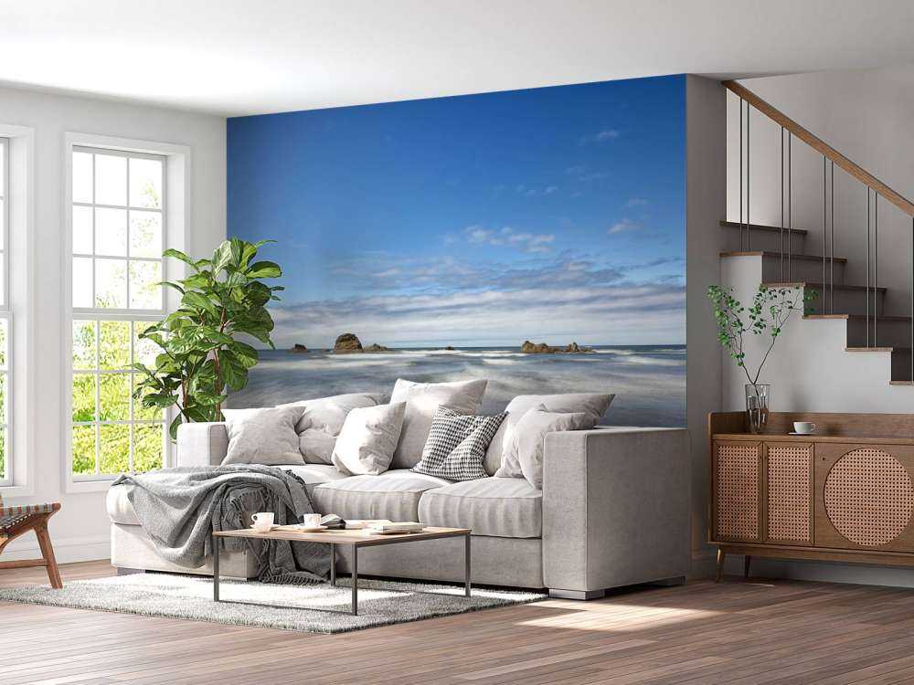 Strand met rotsen
