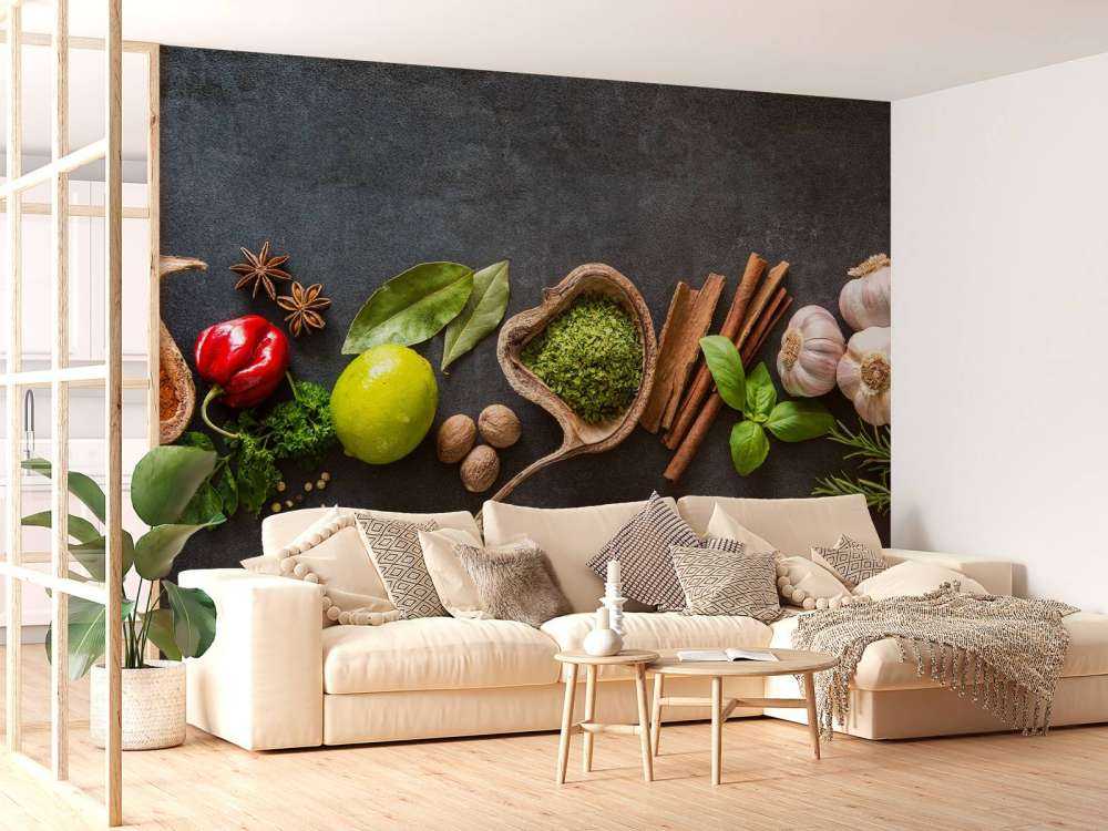 Kruiden en specerijen met een donkere achtergrond