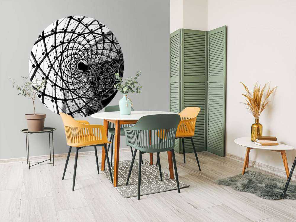 Spiraalvormige architectuur in zwart-wit