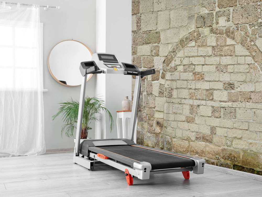 Oude stenen muur met boog