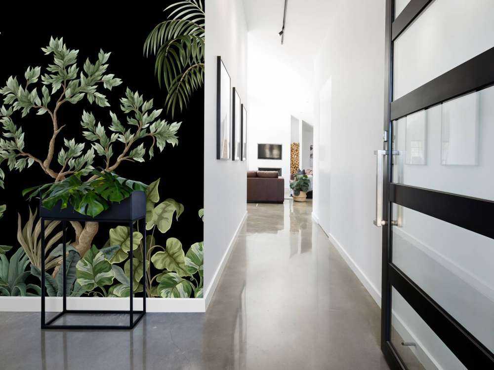 Bomen met een donkere achtergrond