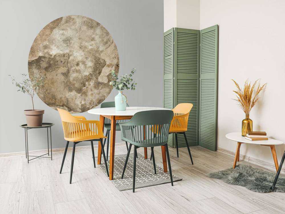 Gelaagde betonnen muur