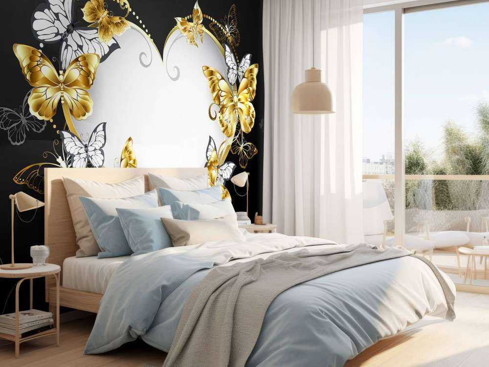 Versierd hart met witte en gouden vlinders