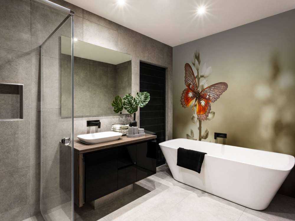 Rode Vlinder met Sepia achtergrond