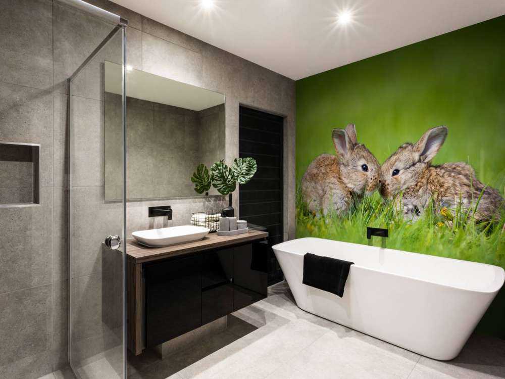 Twee baby haasjes in het gras