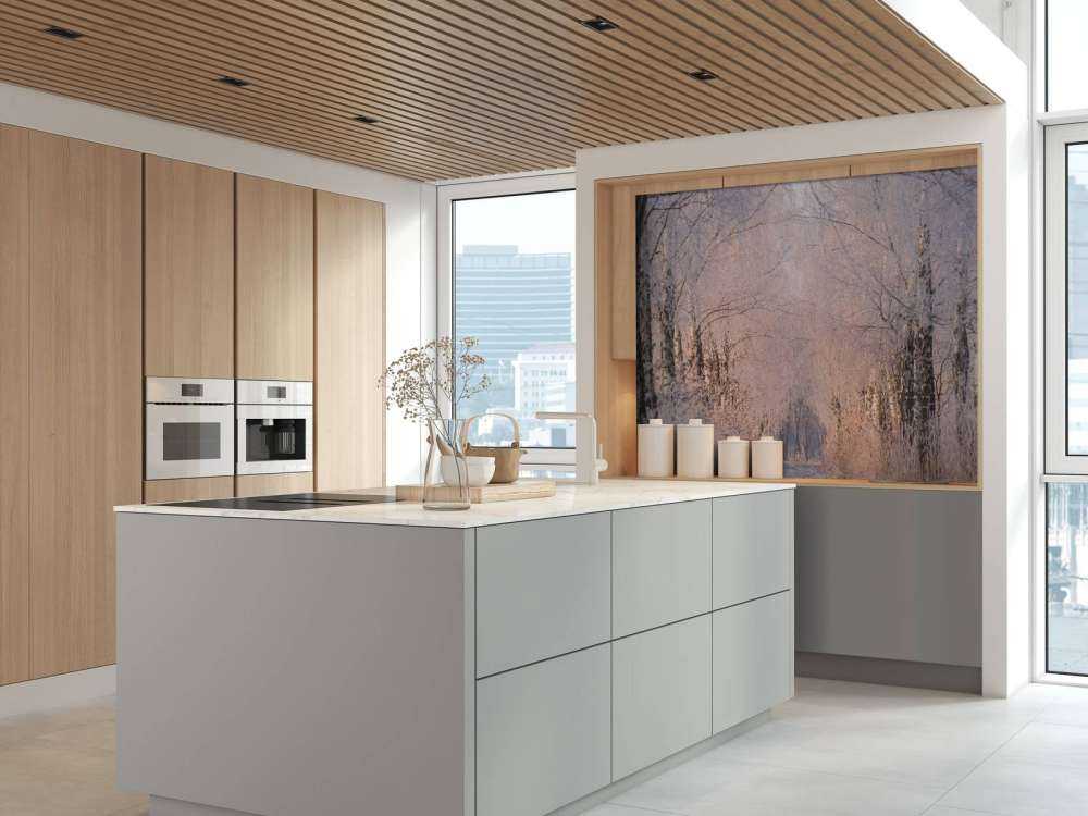 Bomenrij in de Wintermist