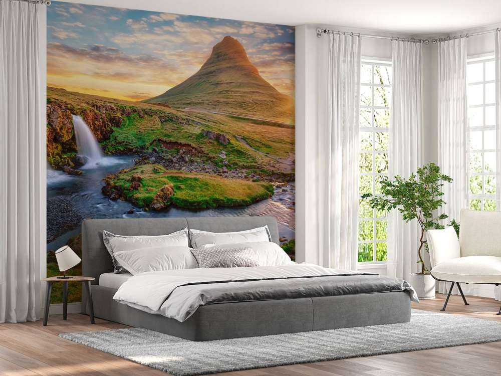 Prachtig landschap met waterval