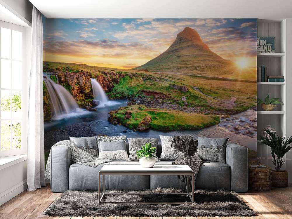 Prachtig landschap met waterval