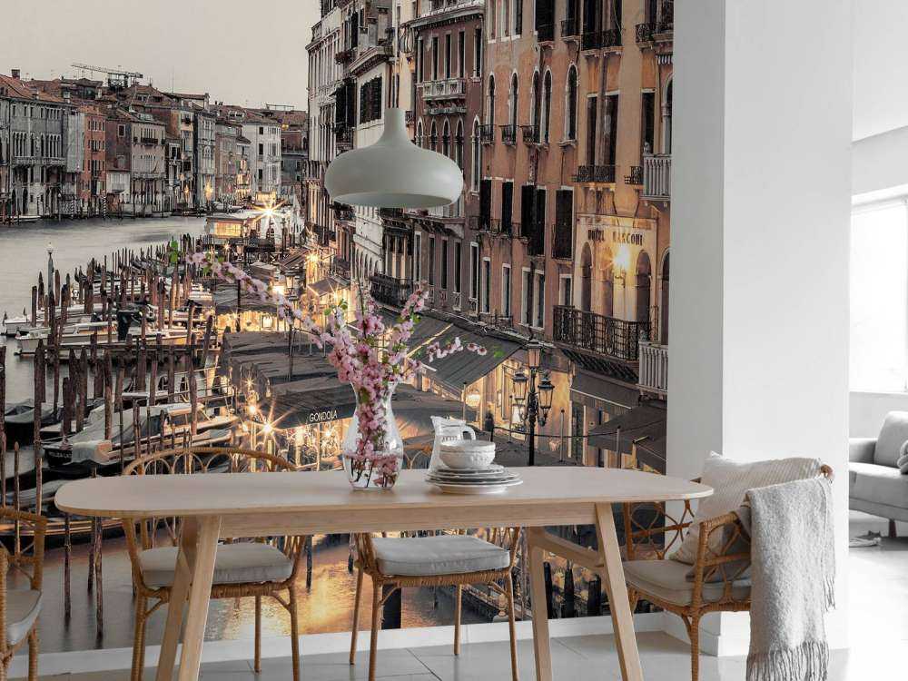 Het grote kanaal bij nacht