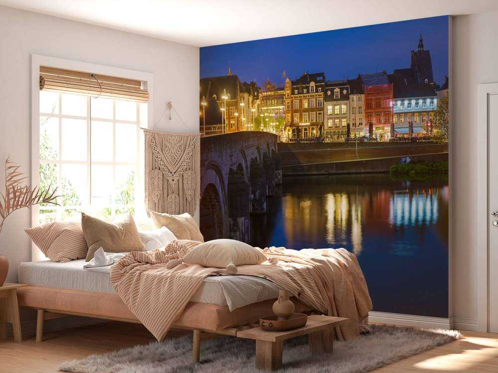 Maastricht in de avond